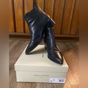 Marc Fisher Yale Boots EUC with Box